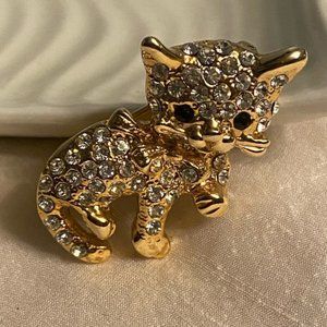 RHINESTONE KITTY BROOCH GOLD TONE